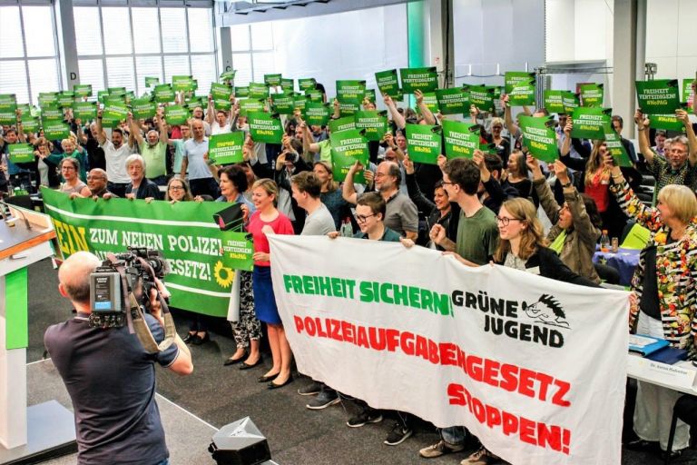 NoPAG – was bleibt fünf Jahre nach den Protesten gegen das bayerische Polizeiaufgabengesetz?